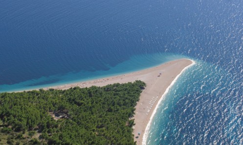 Bol on Brač: Zlatni rat beach is getting longer every year